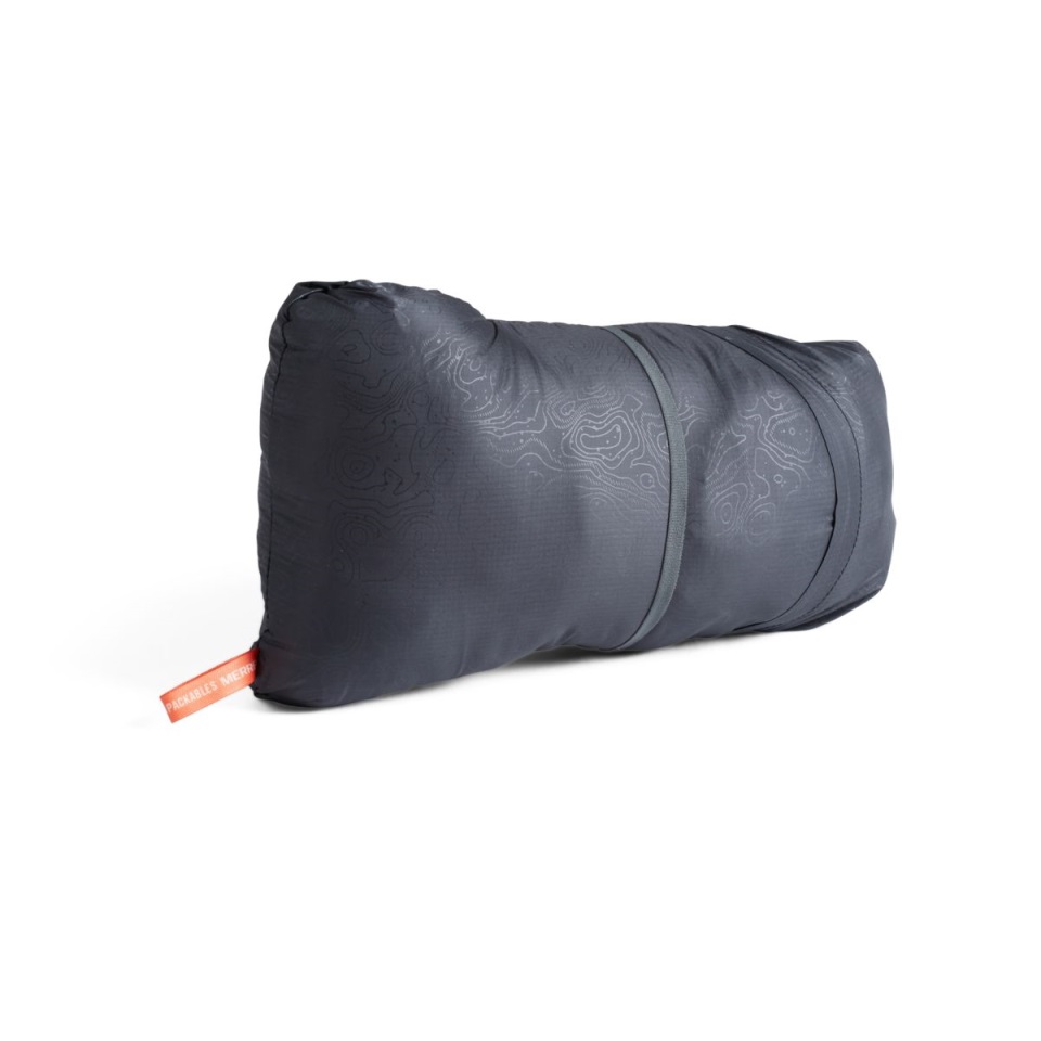 جاكيت حراري نسائي أسود من ميريل ريدجيفينت آند تريد