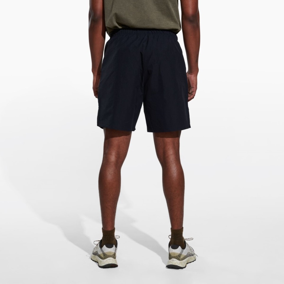 هايز ميريل رجالي قصير أسود