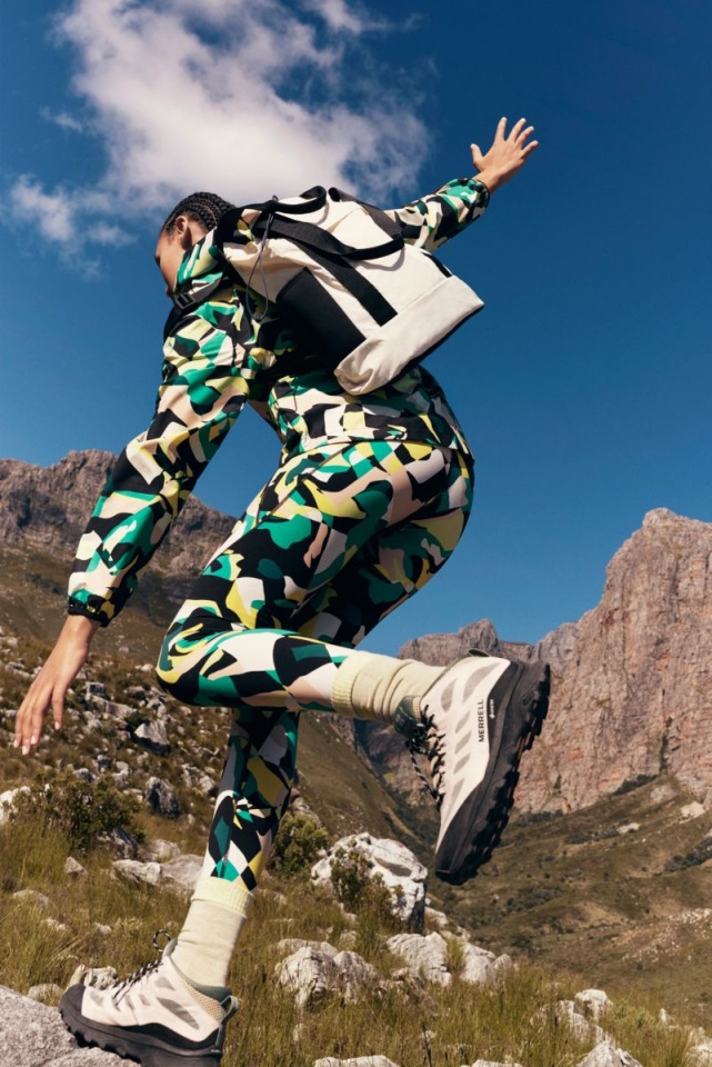 ميريل حريمي موآب سبيد ميد جوري تكس × سويتي بيتي أبيض وردي