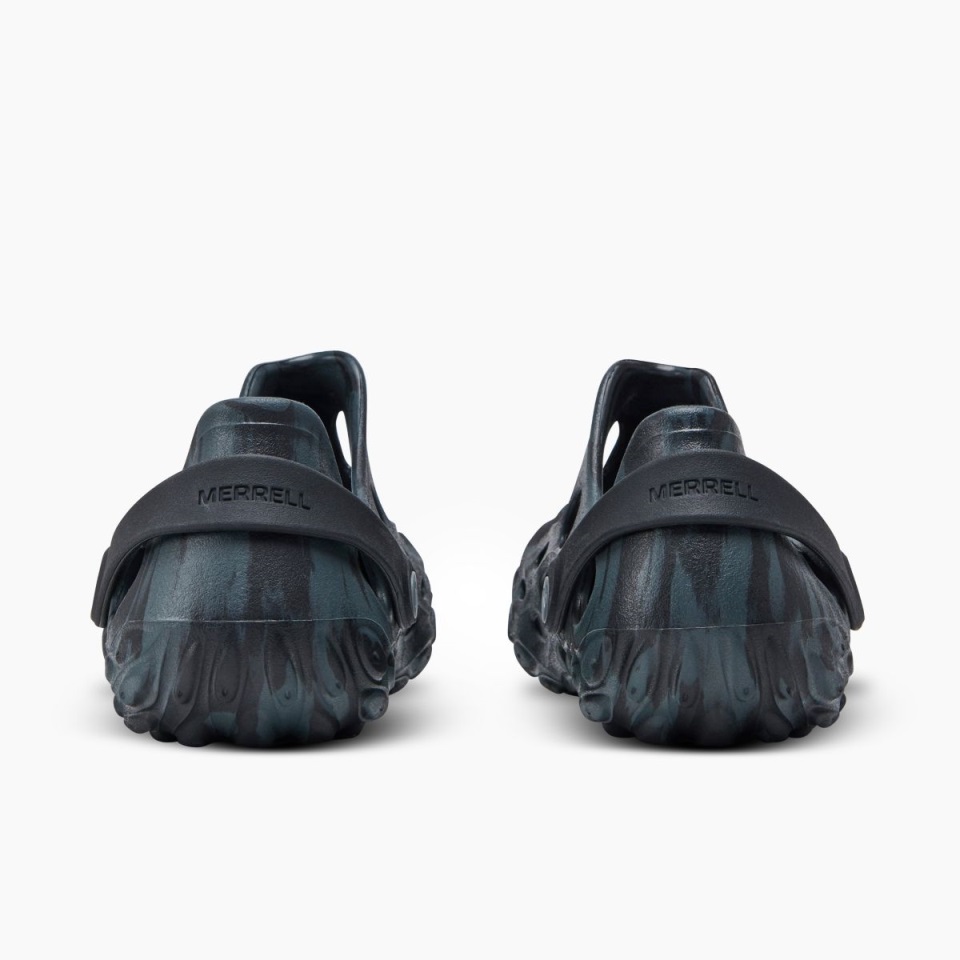 حذاء ميريل مائي أسود للنساء